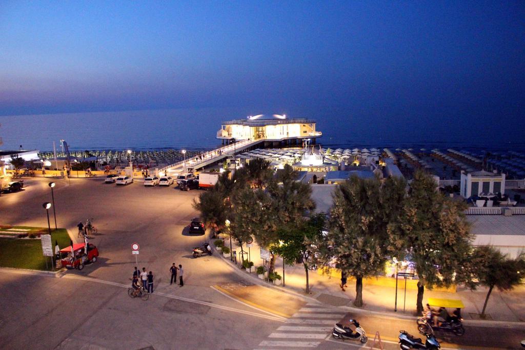 Residence Cristallo Senigallia Eksteriør bilde